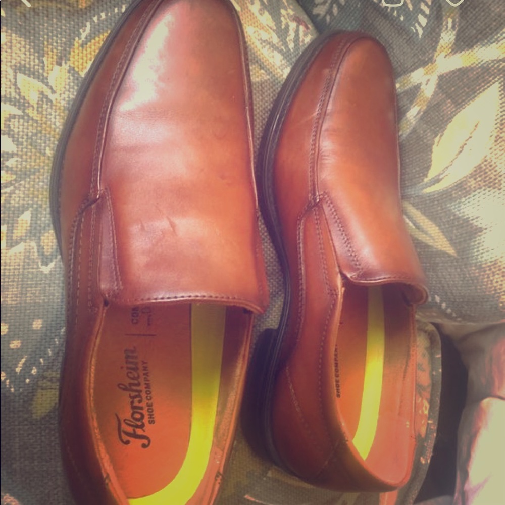 Flourished loafers